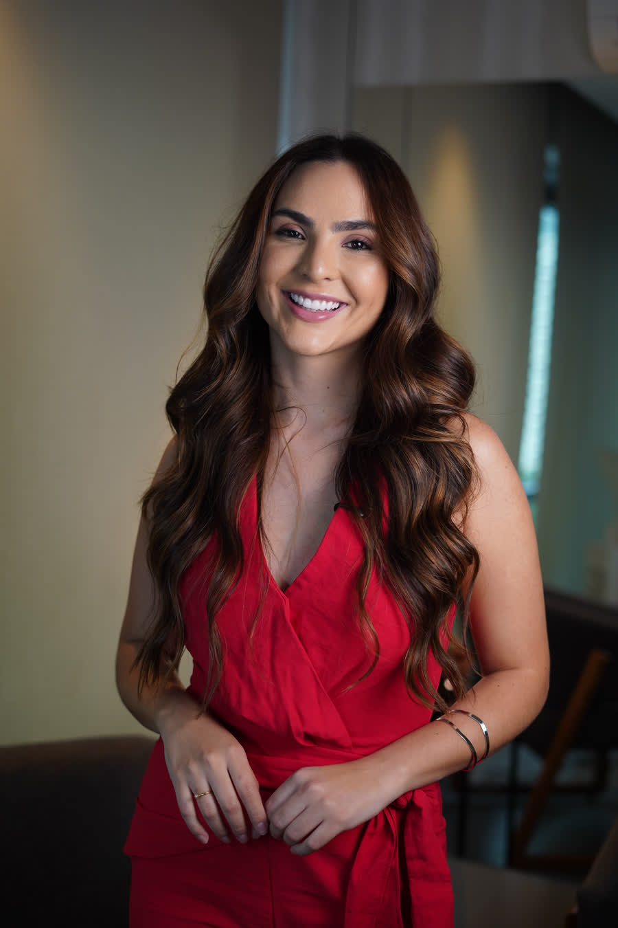 Dra. Mirela Gomes